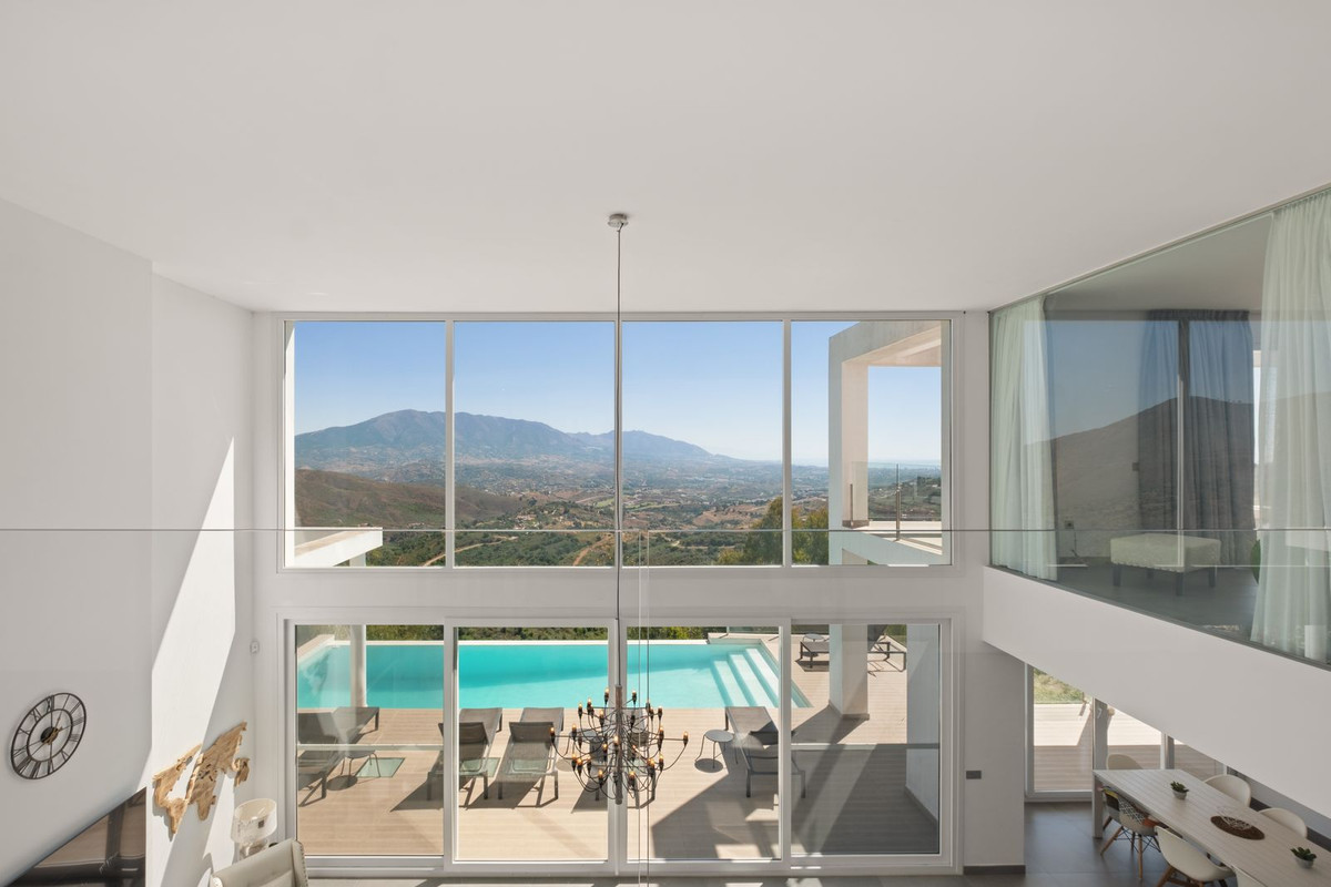 Huis te koop in La Mairena | 5 slaapkamers H5392924