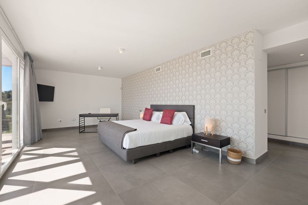 Huis te koop in La Mairena | 5 slaapkamers H5392924