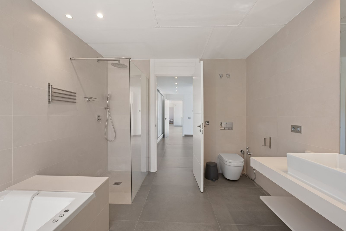 Huis te koop in La Mairena | 5 slaapkamers H5392924