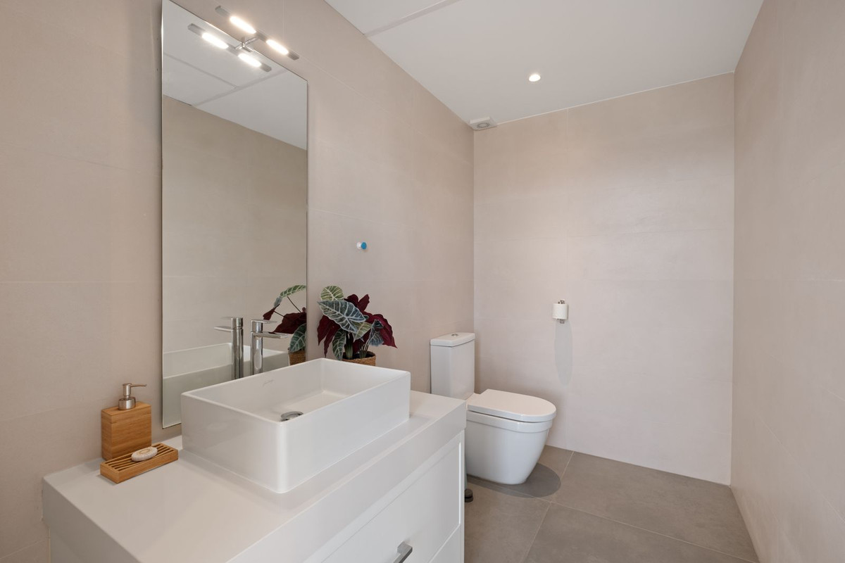 Huis te koop in La Mairena | 5 slaapkamers H5392924