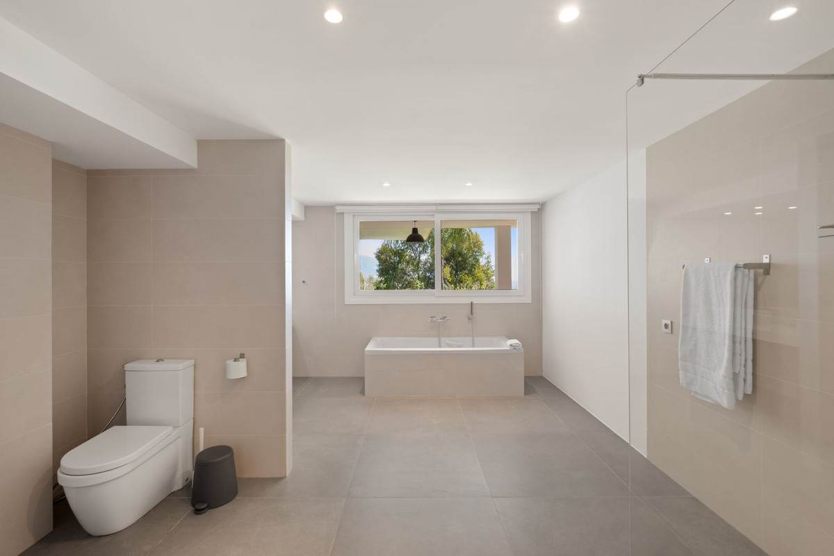 Huis te koop in La Mairena | 5 slaapkamers H5392924