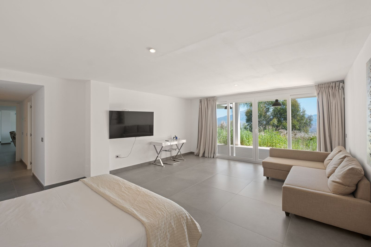 Huis te koop in La Mairena | 5 slaapkamers H5392924