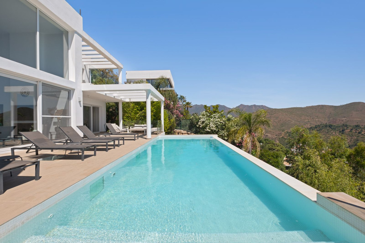 Huis te koop in La Mairena | 5 slaapkamers H5392924