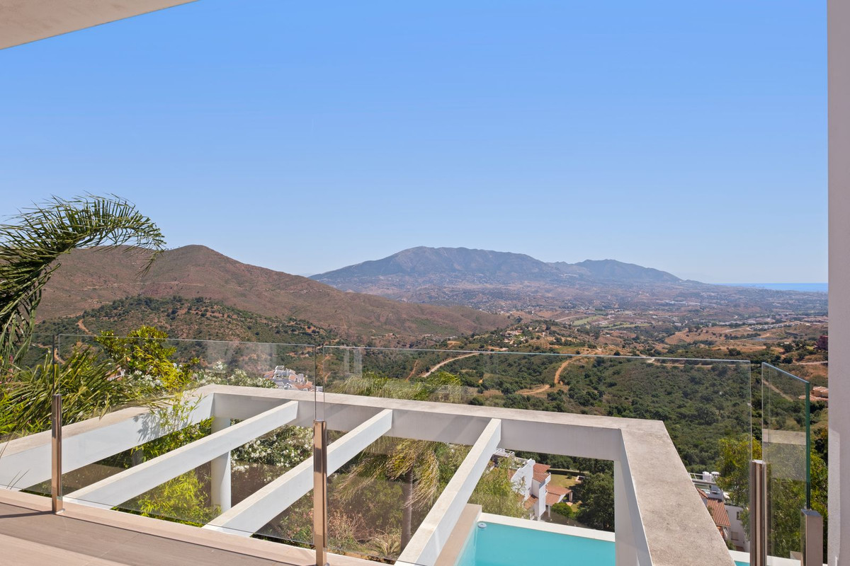 Huis te koop in La Mairena | 5 slaapkamers H5392924