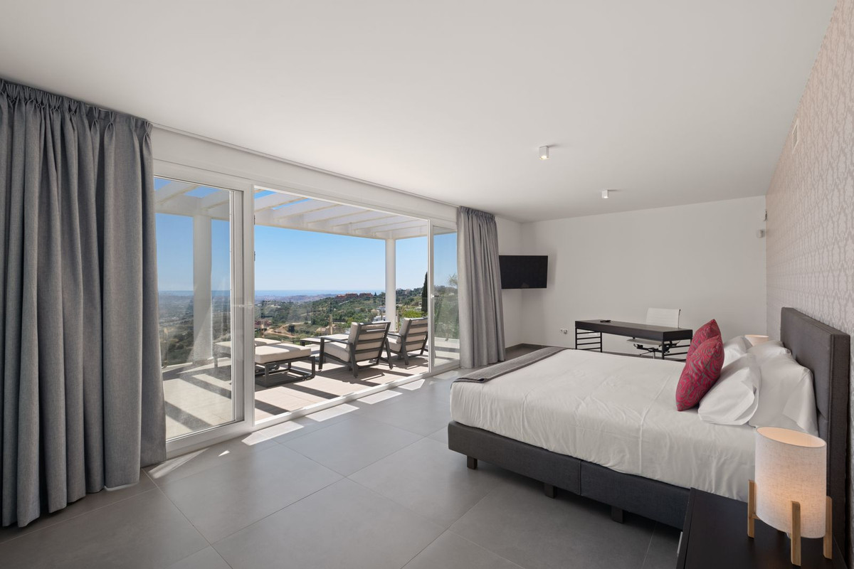 Huis te koop in La Mairena | 5 slaapkamers H5392924