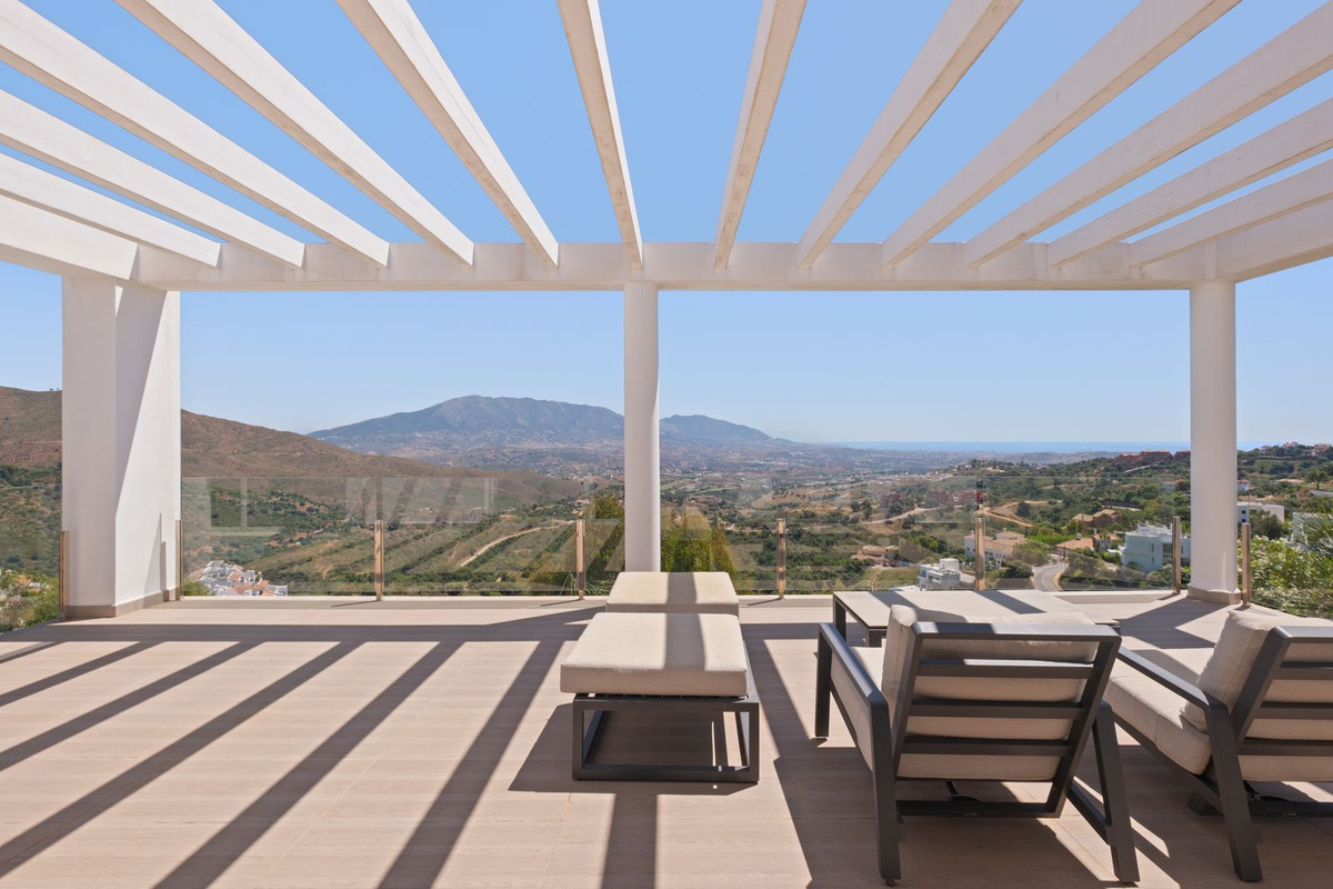 Huis te koop in La Mairena | 5 slaapkamers H5392924