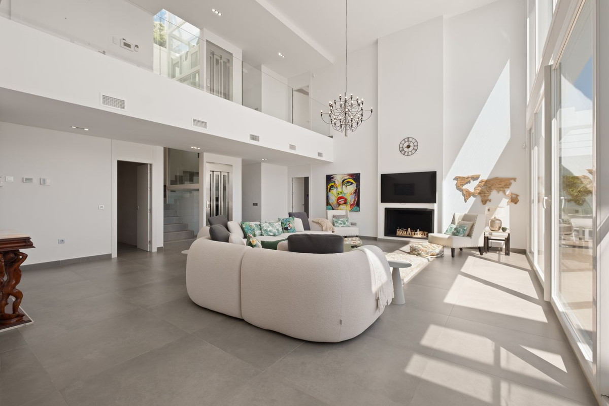 Huis te koop in La Mairena | 5 slaapkamers H5392924