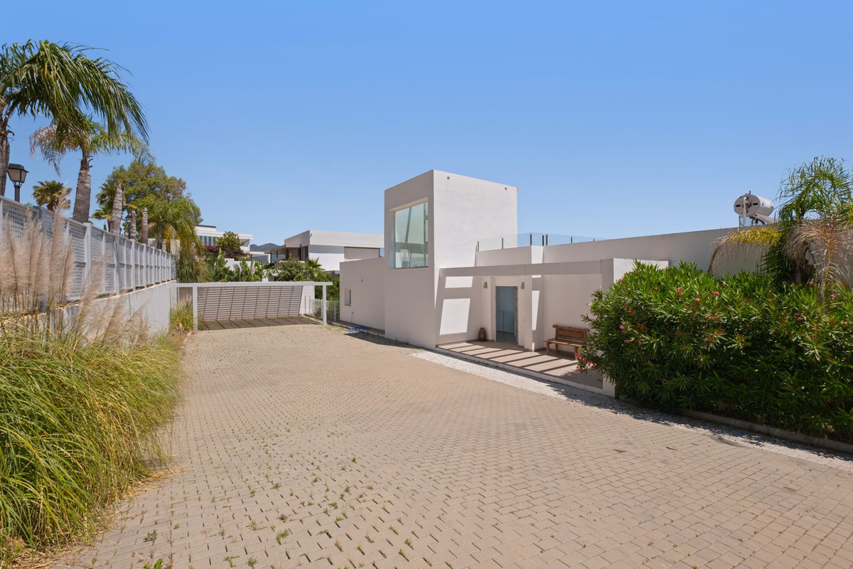 Huis te koop in La Mairena | 5 slaapkamers H5392924