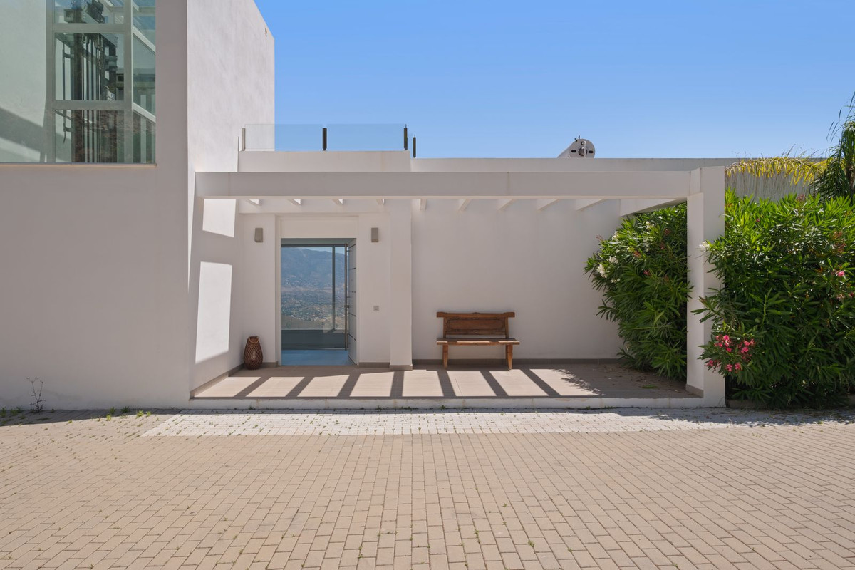 Huis te koop in La Mairena | 5 slaapkamers H5392924