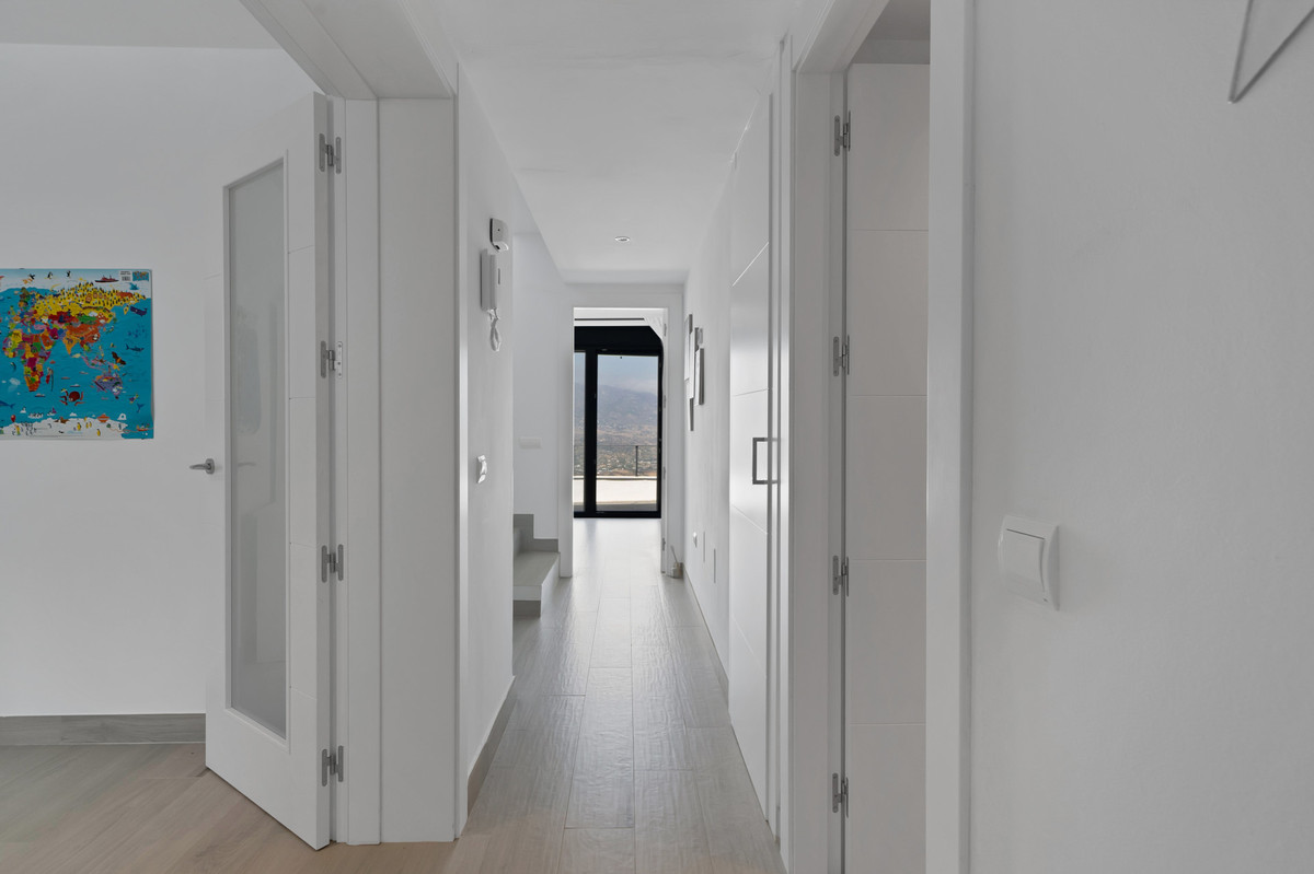 Property main view 33