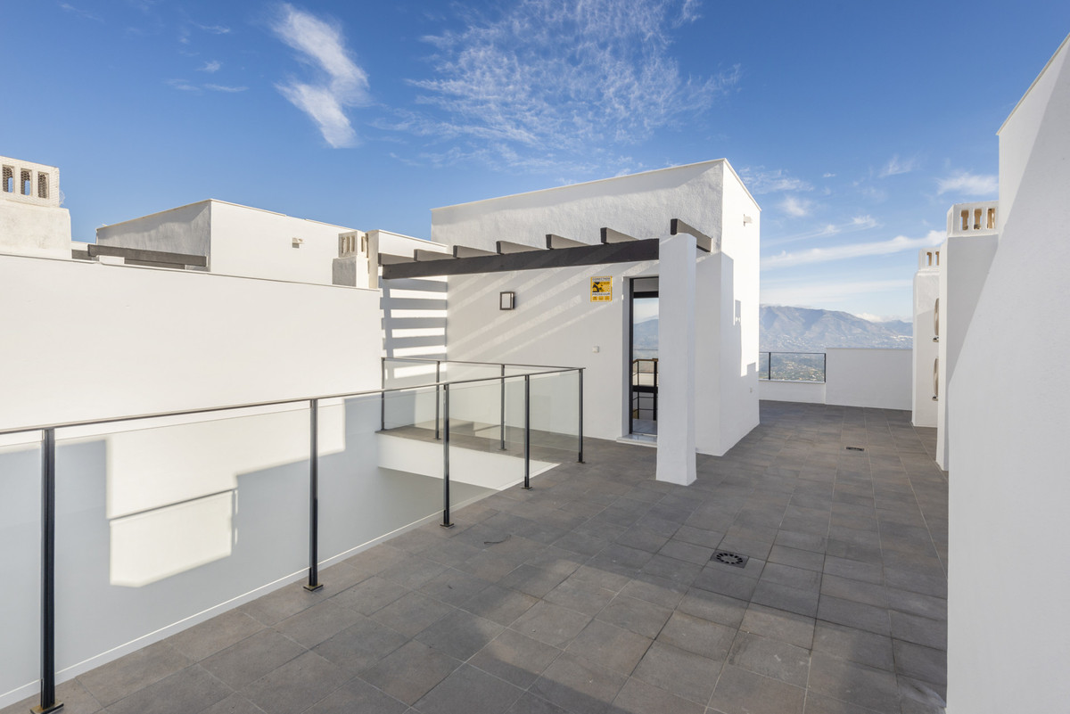 Property main view 25