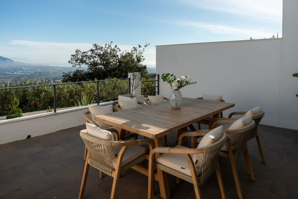 Huis te koop in La Mairena | 4 slaapkamers H5479474