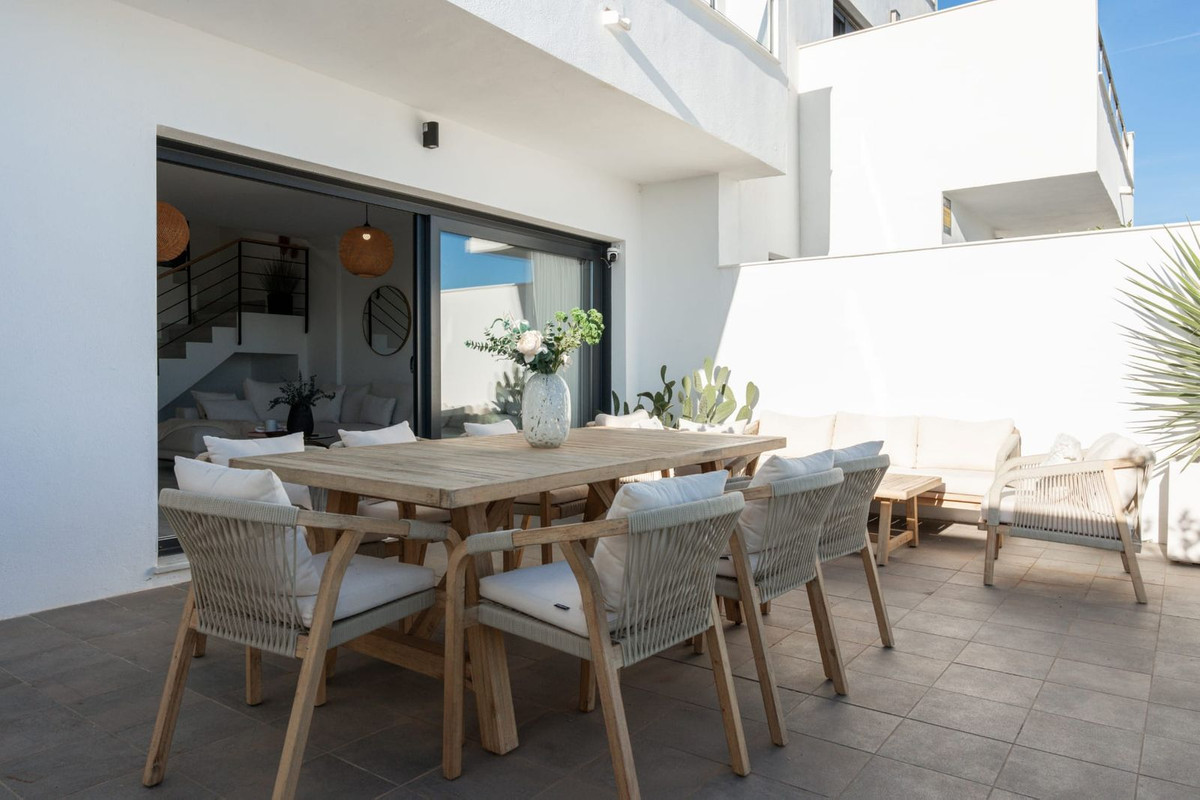 Huis te koop in La Mairena | 4 slaapkamers H5479474