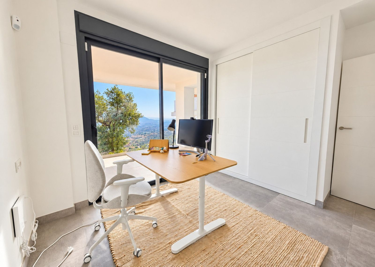 Property main view 30
