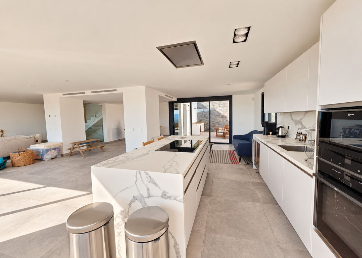 Property main view 40