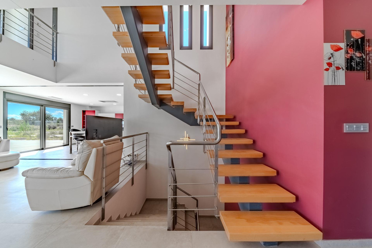 Property main view 34