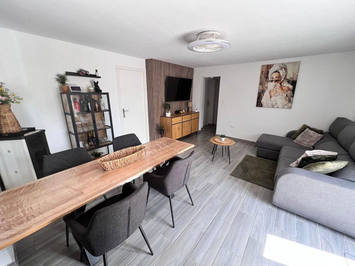 Huis te koop in La Marina | 3 slaapkamers H5236765