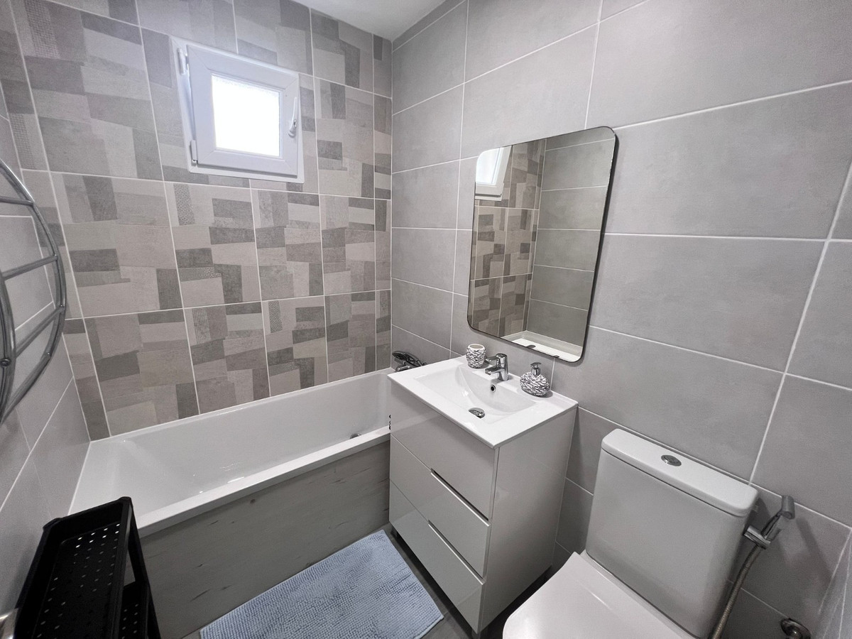 Huis te koop in La Marina | 3 slaapkamers H5236765