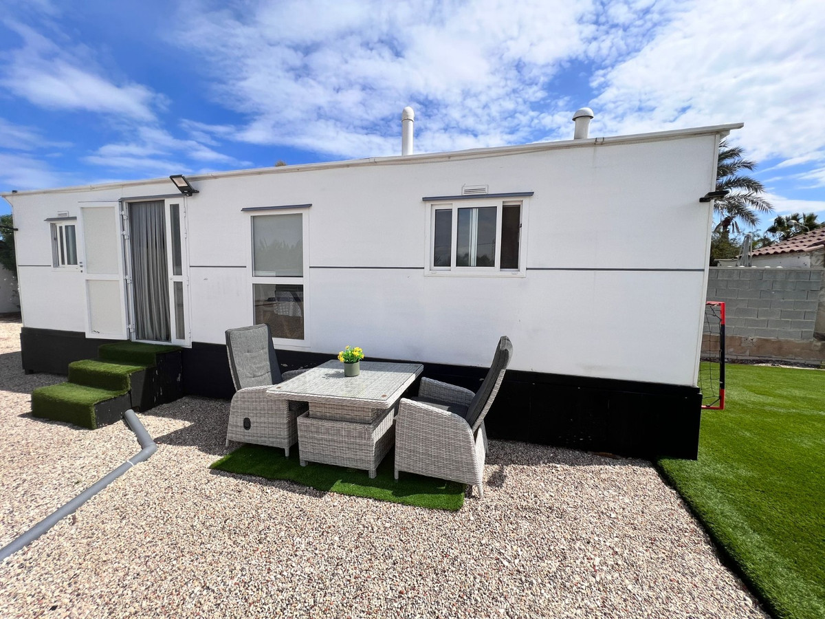 Huis te koop in La Marina | 3 slaapkamers H5236765