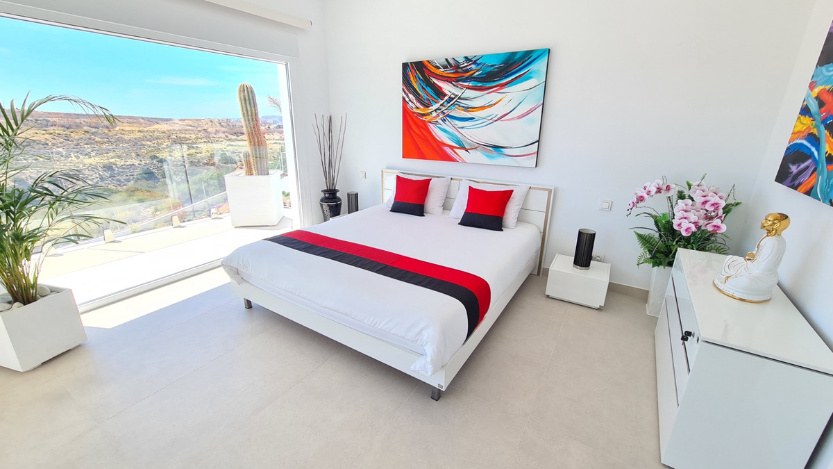 Huis te koop in La Marina | 5 slaapkamers H5253682