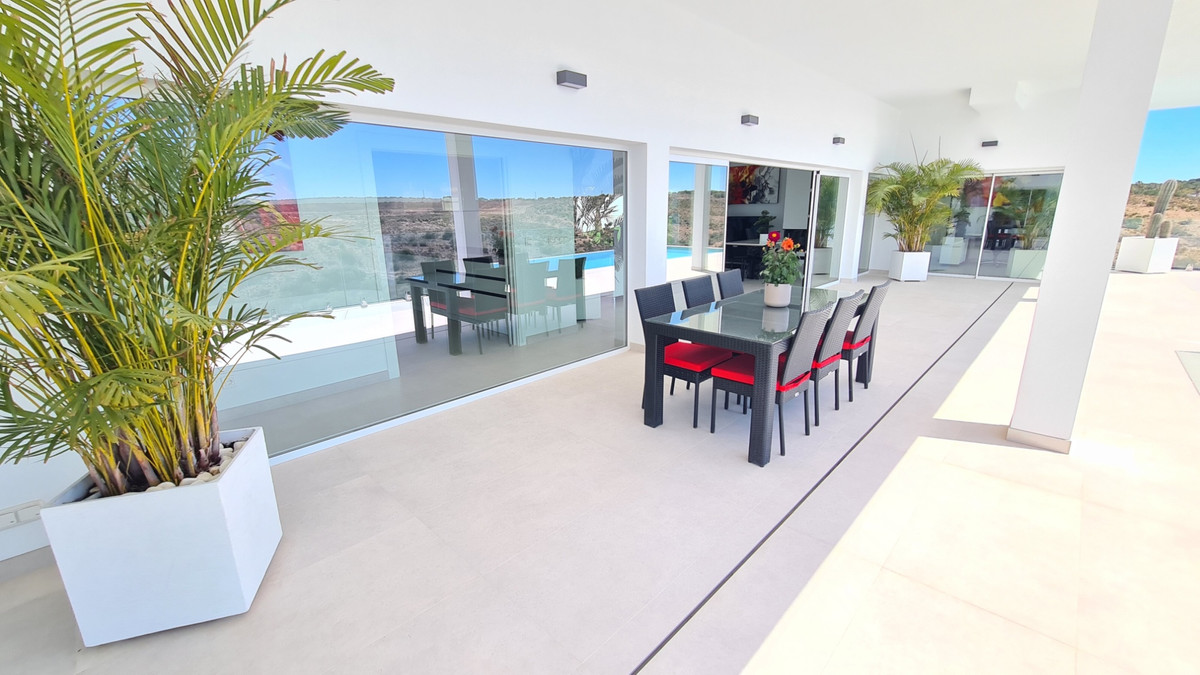 Huis te koop in La Marina | 5 slaapkamers H5253682