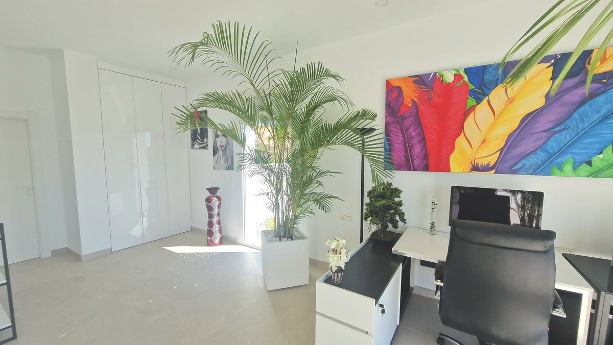 Huis te koop in La Marina | 5 slaapkamers H5253682