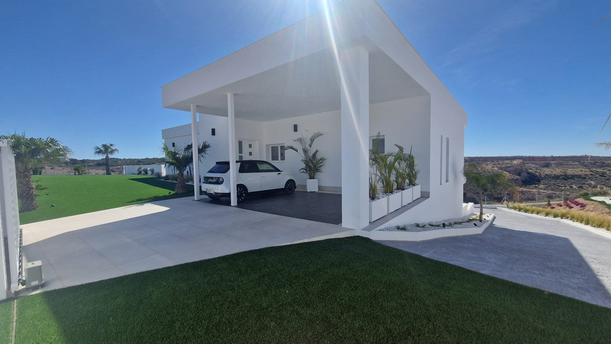 Huis te koop in La Marina | 5 slaapkamers H5253682