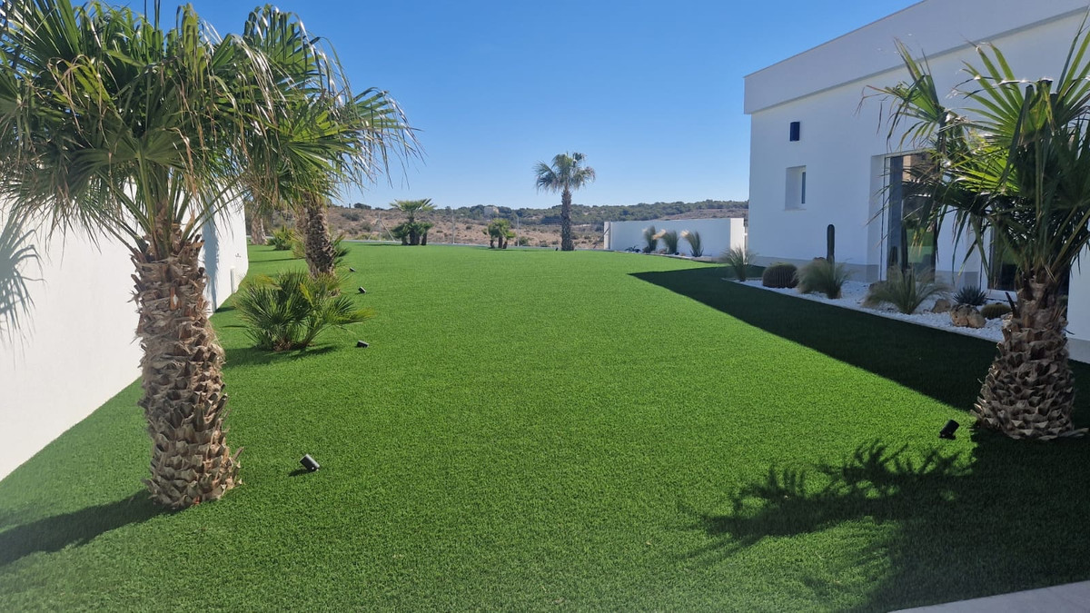 Huis te koop in La Marina | 5 slaapkamers H5253682