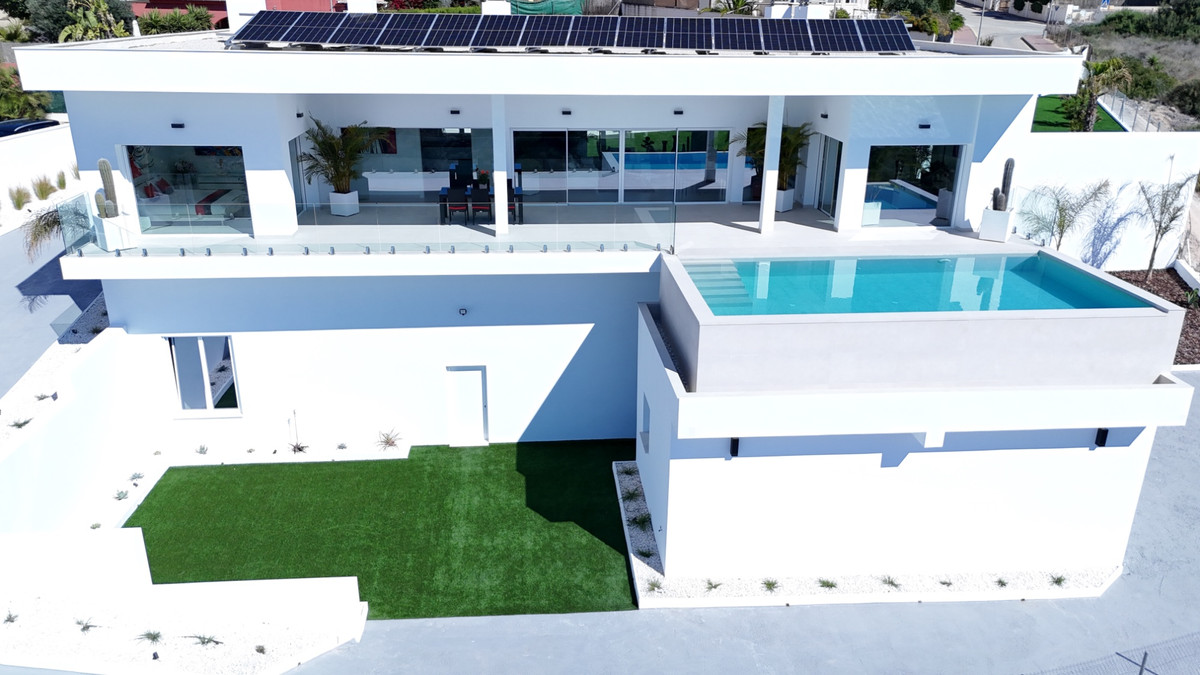 Huis te koop in La Marina | 5 slaapkamers H5253682