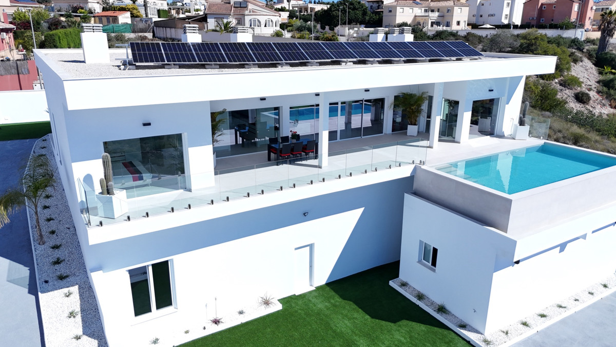 Huis te koop in La Marina | 5 slaapkamers H5253682