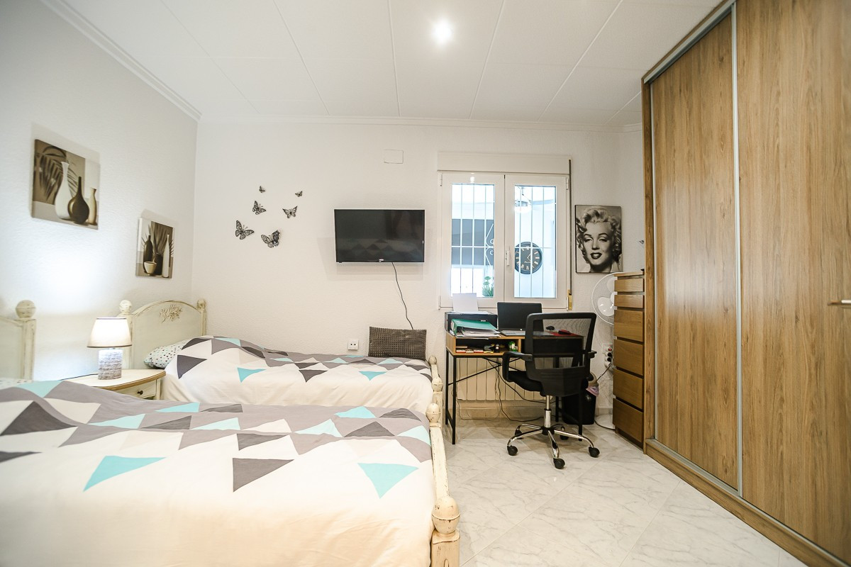 Huis te koop in La Marina | 3 slaapkamers H5390242