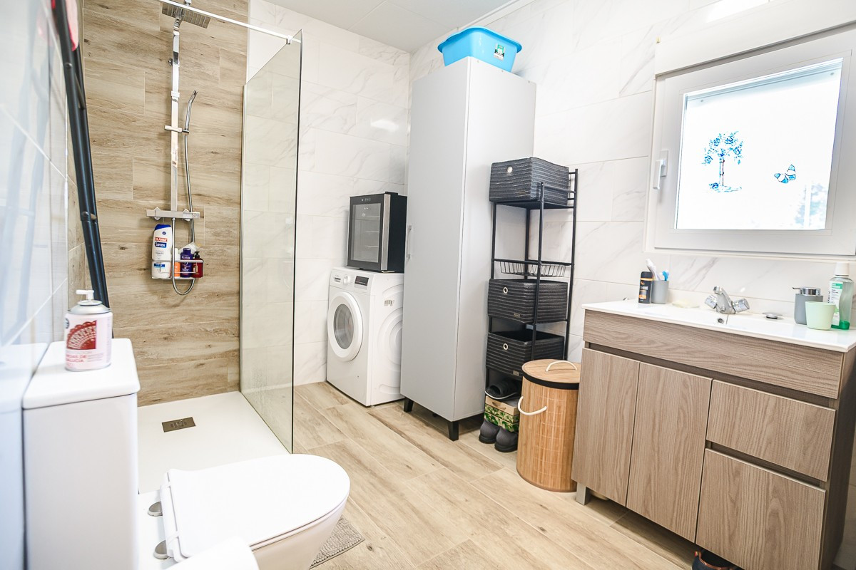 Huis te koop in La Marina | 3 slaapkamers H5390242