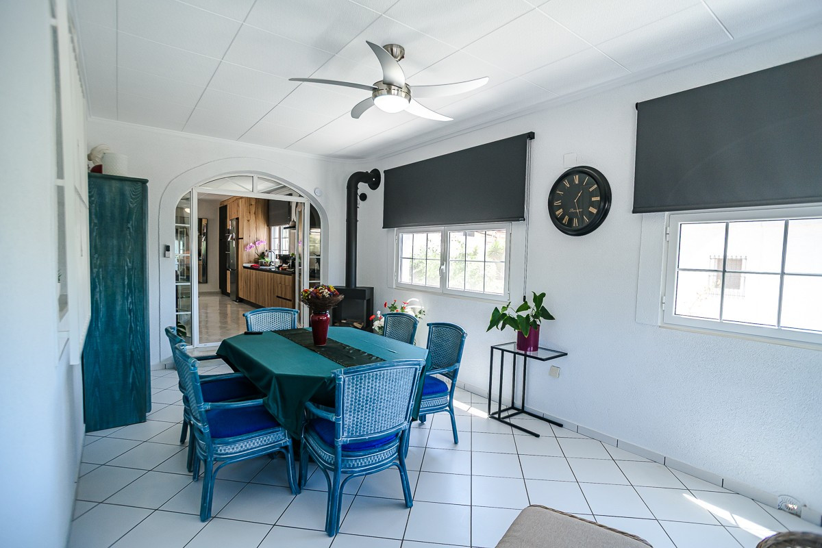 Huis te koop in La Marina | 3 slaapkamers H5390242