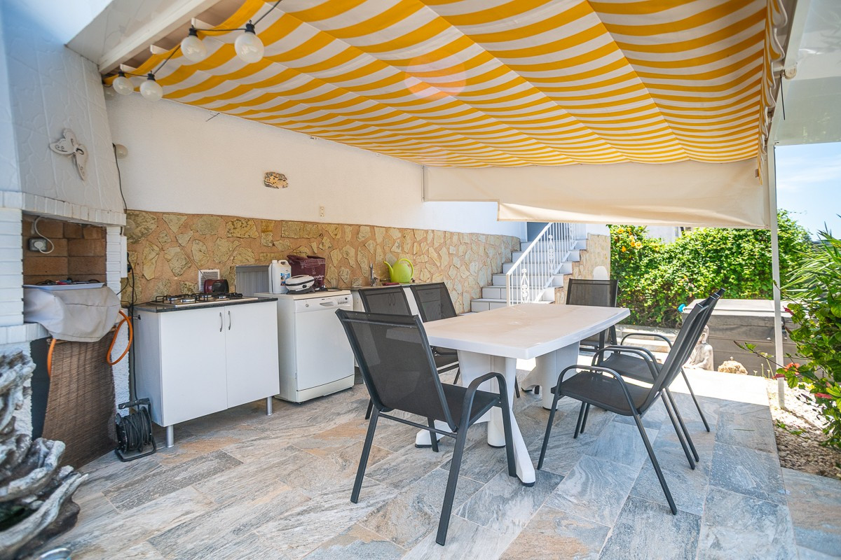 Huis te koop in La Marina | 3 slaapkamers H5390242