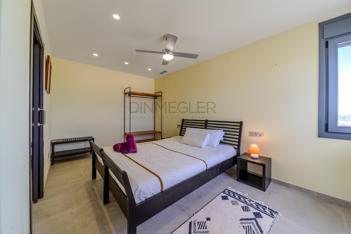 Property main view 44