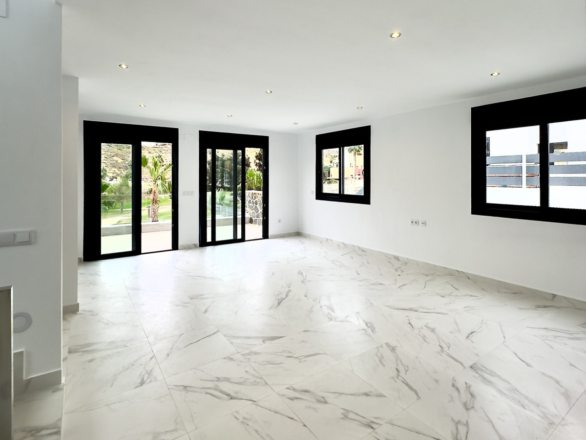 Huis te koop in La Marquesa | 3 - 4 slaapkamers H4907875