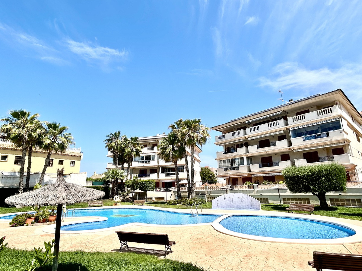 Appartement te koop in La Mata | 2 slaapkamers H5387320
