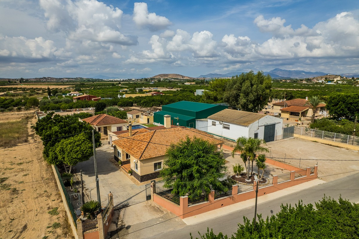 Huis te koop in La Matanza | 7 slaapkamers H5500033