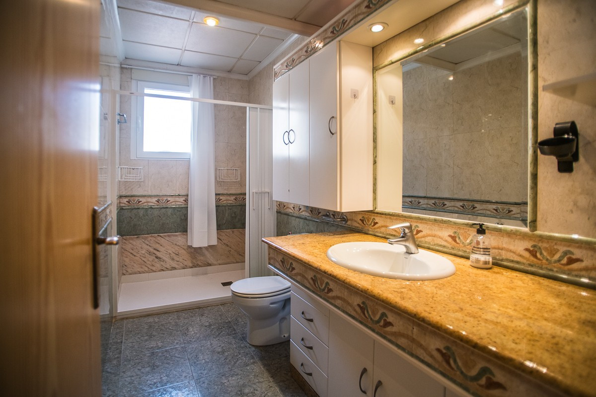 Huis te koop in La Matanza | 7 slaapkamers H5500033
