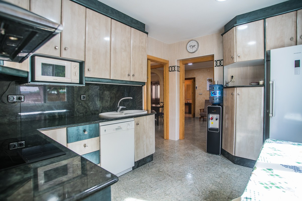 Huis te koop in La Matanza | 7 slaapkamers H5500033