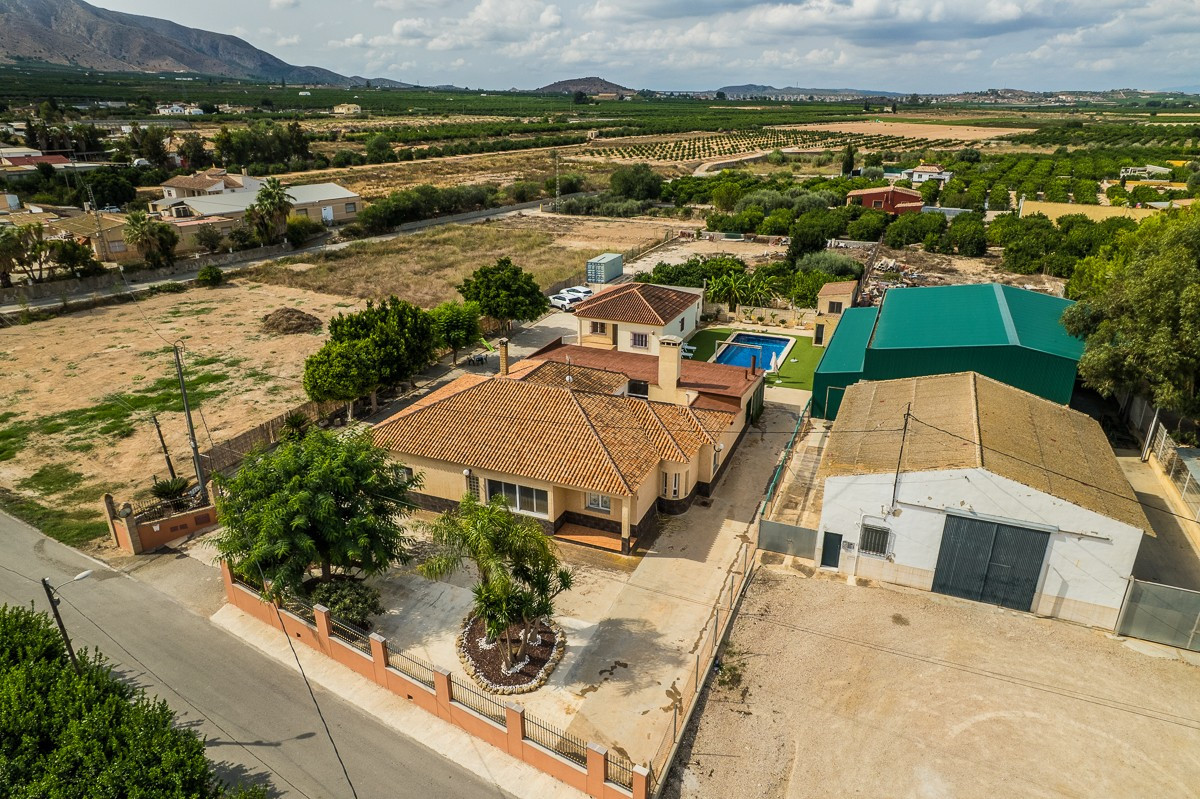 Huis te koop in La Matanza | 7 slaapkamers H5500033