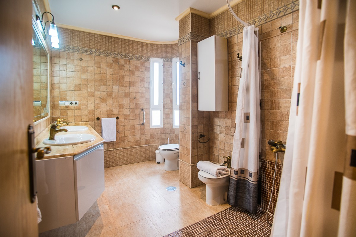 Huis te koop in La Matanza | 7 slaapkamers H5500033