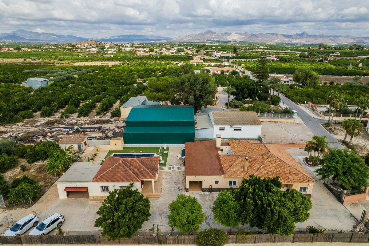 Huis te koop in La Matanza | 7 slaapkamers H5500033