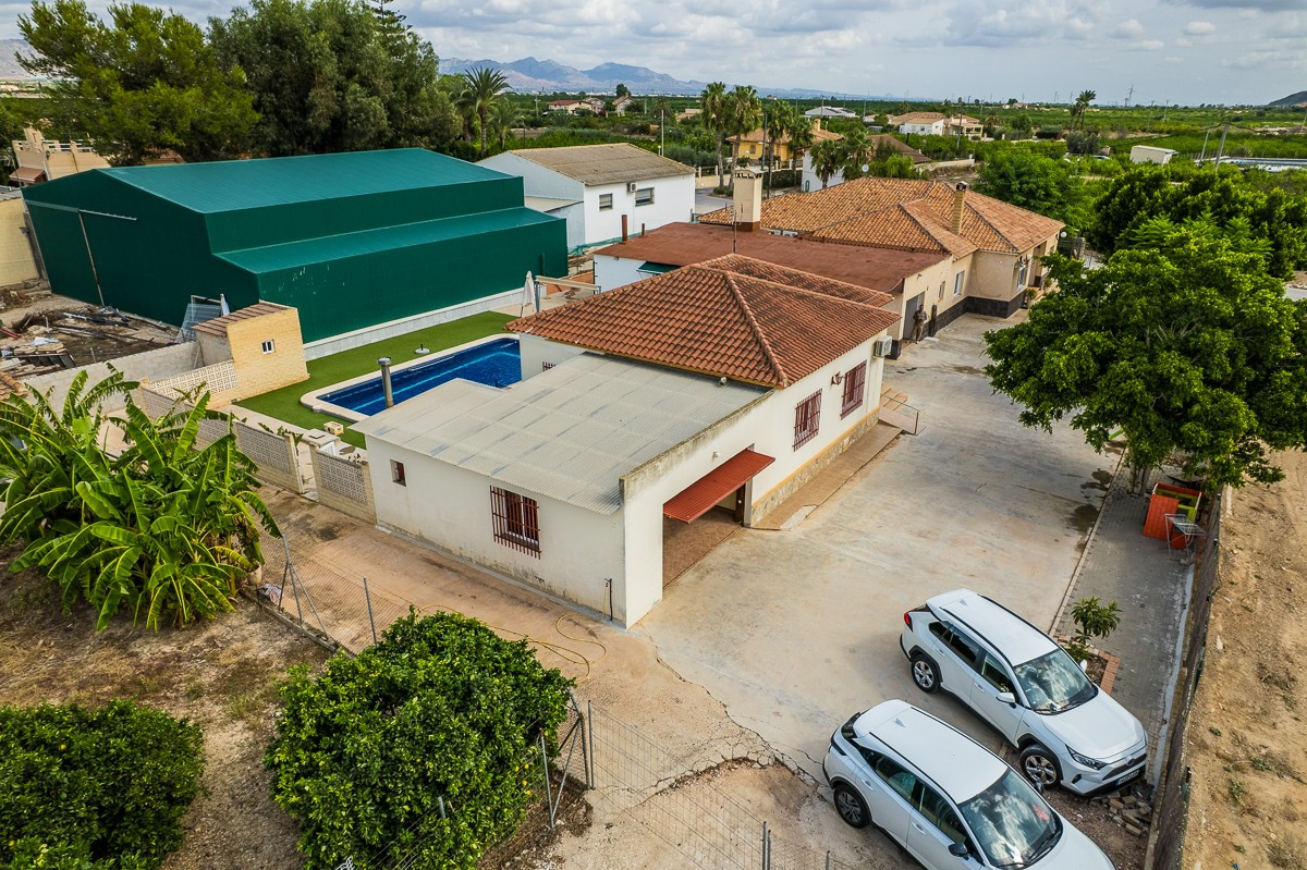 Huis te koop in La Matanza | 7 slaapkamers H5500033