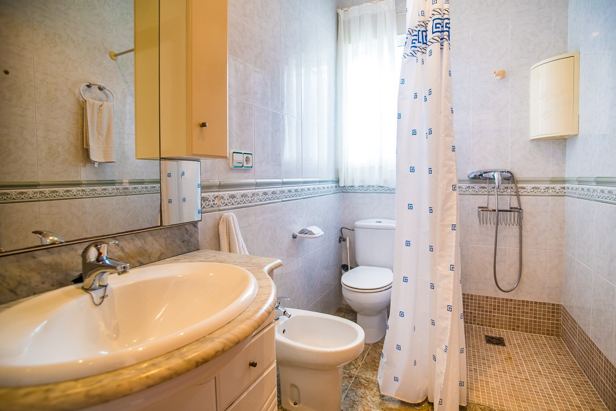 Huis te koop in La Matanza | 7 slaapkamers H5500033