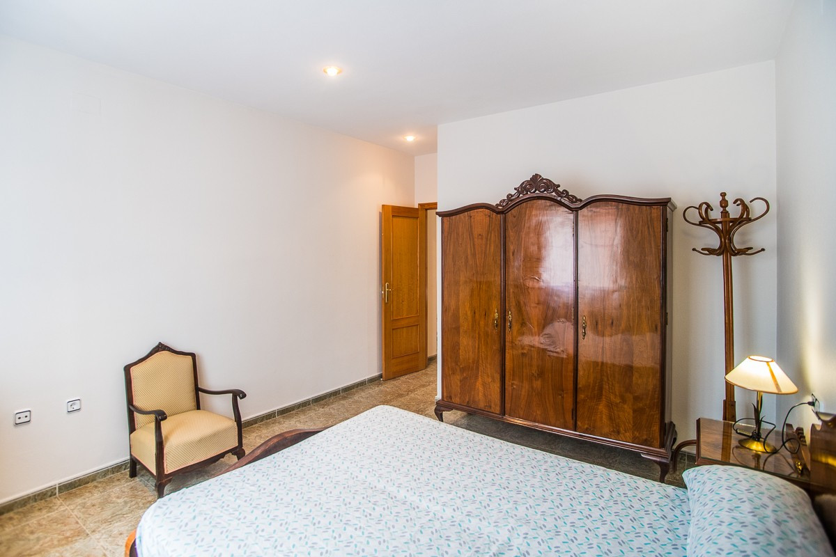 Huis te koop in La Matanza | 7 slaapkamers H5500033