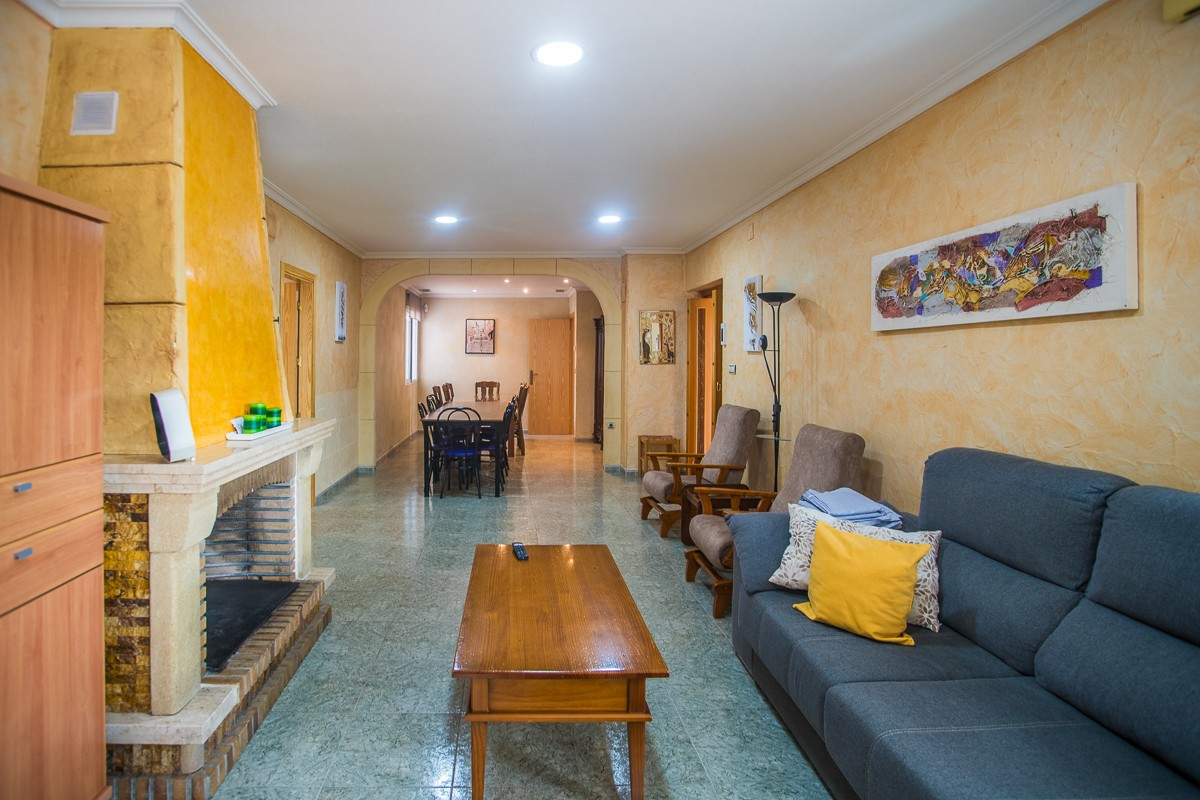 Huis te koop in La Matanza | 7 slaapkamers H5500033