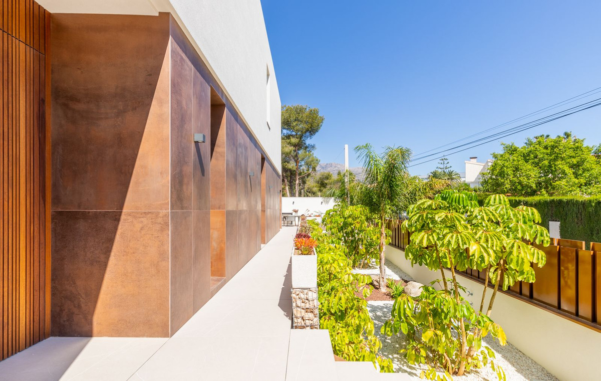 Property main view 32