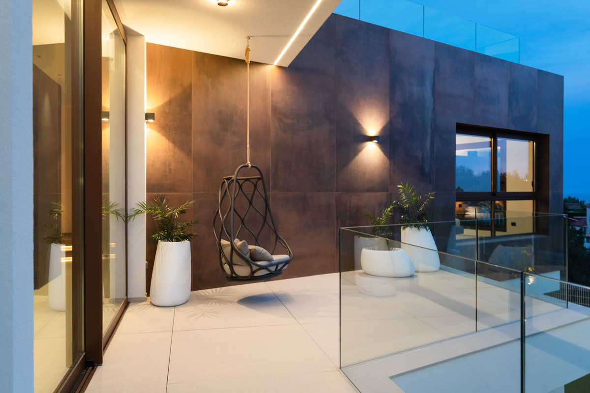 Property main view 74