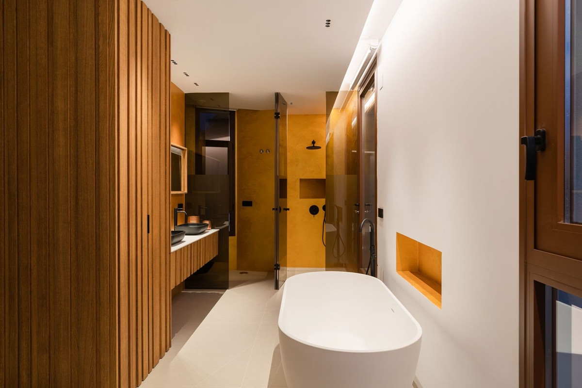 Property main view 81